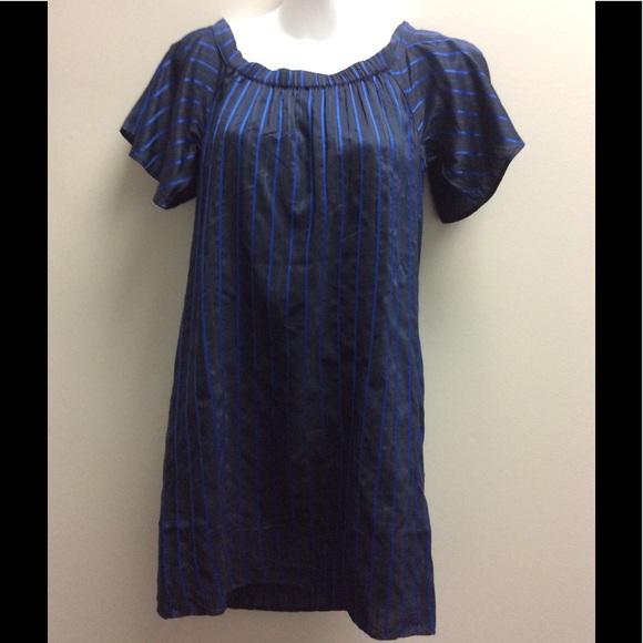 Banana Republic Dresses & Skirts - Banana Republic Tunic Dress 🌸