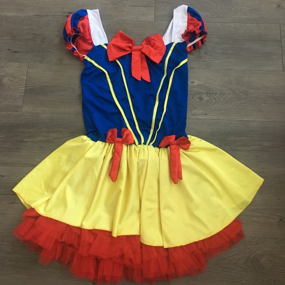 Snow White Costume