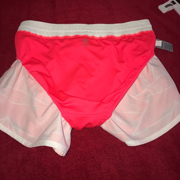 C9 Champion working out shorts - Picture 4 of 6