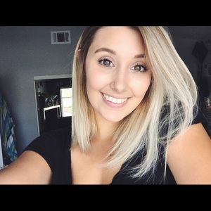 Meet your Posher, Samantha