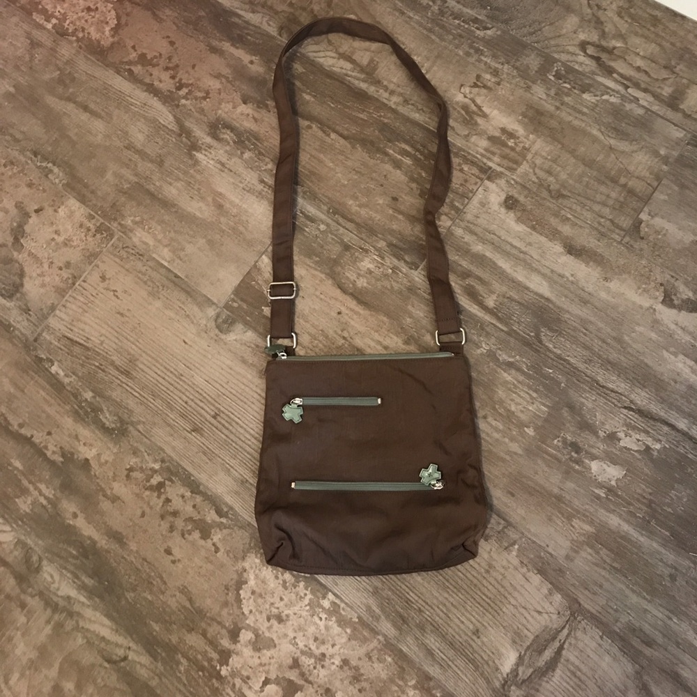 Crossbody purse