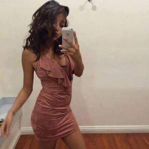 Meet your Posher, Adaneli