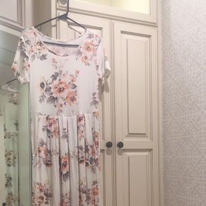 NWOT floral dress