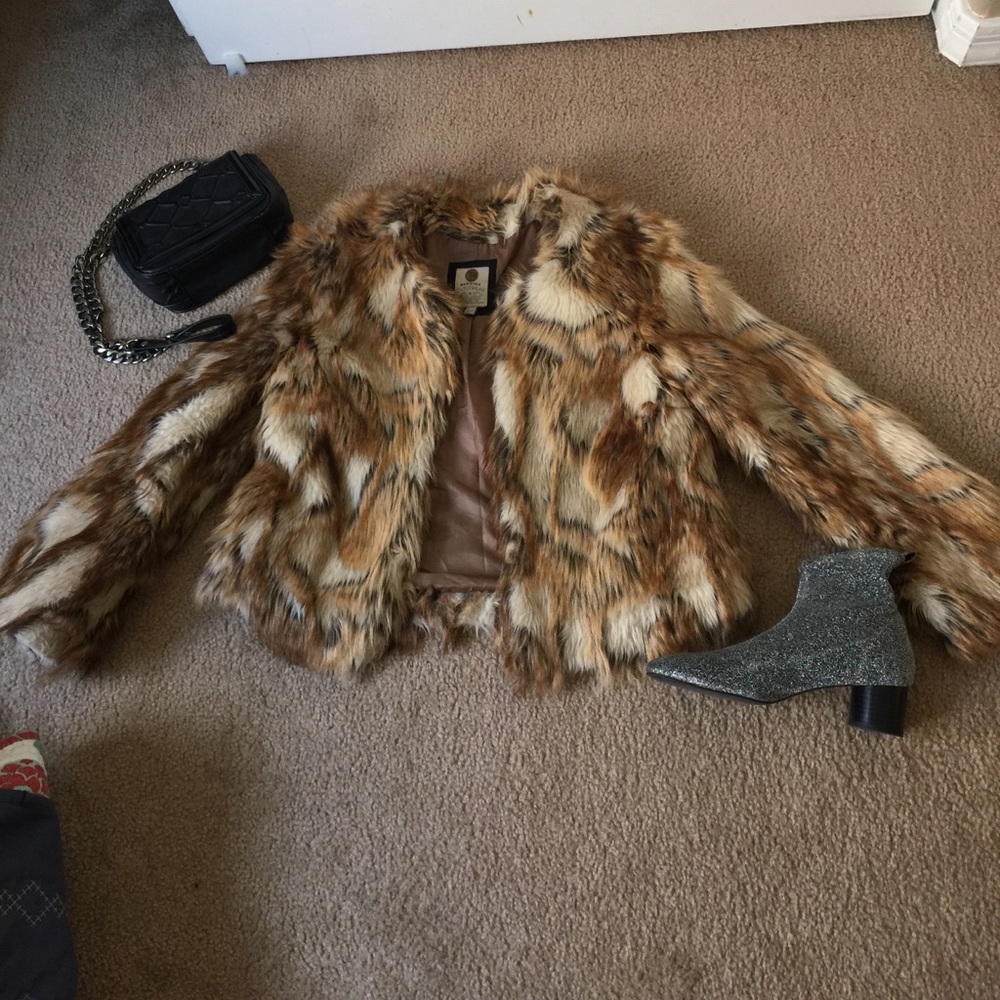 FAUX FUR JACKET
