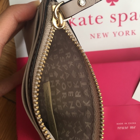 SALE! NWT Kate Spade card and coin pouch - Picture 3 of 3