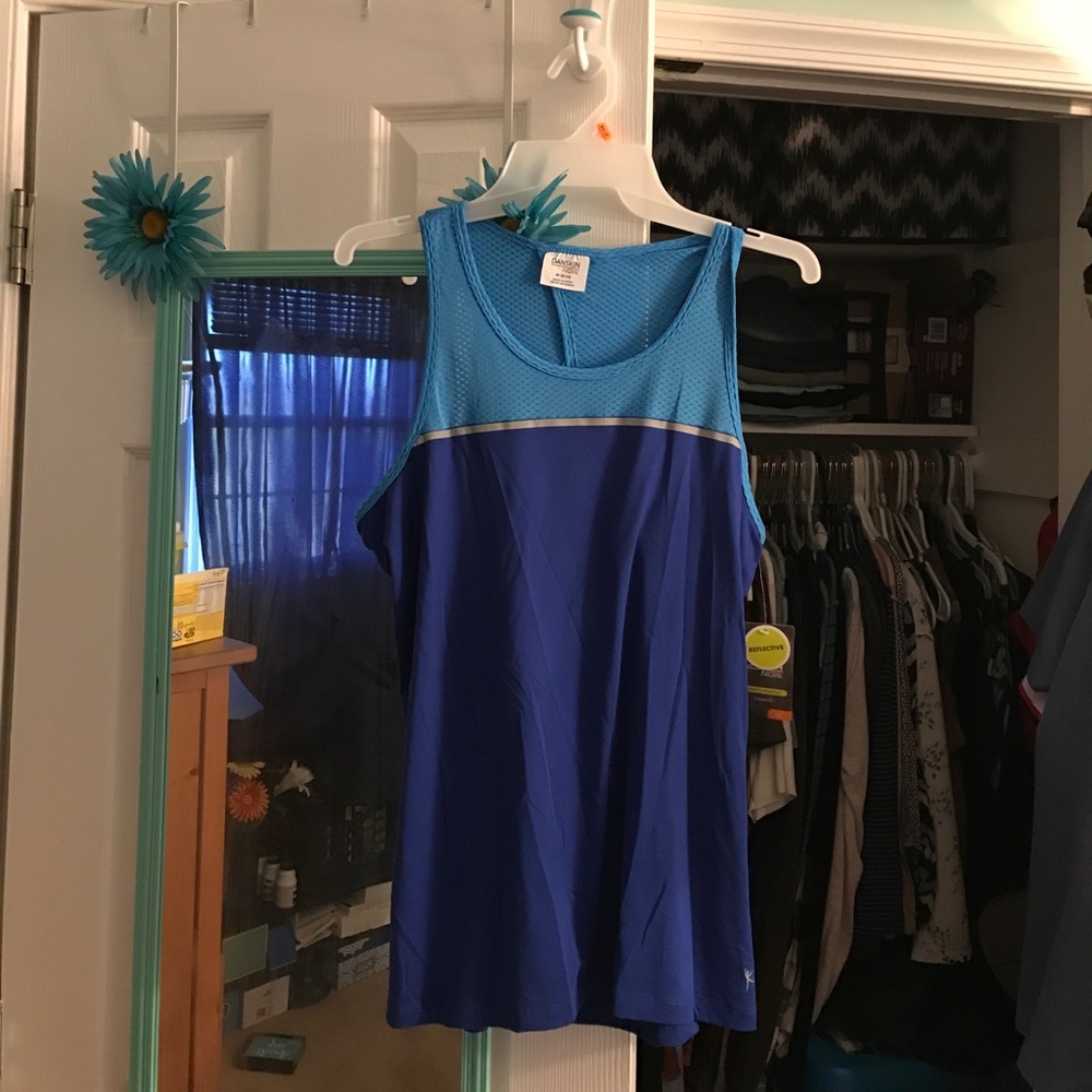 Danskin reflective workout shirt