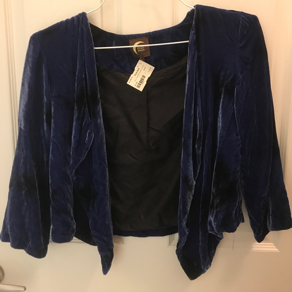 Blue Moon blue and black velvet blazer