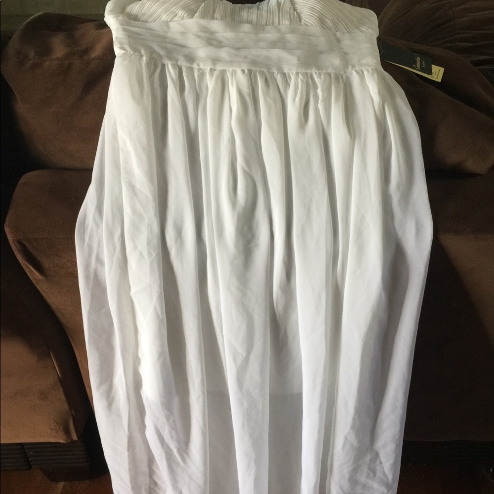 Brand new with tags. Never worn.