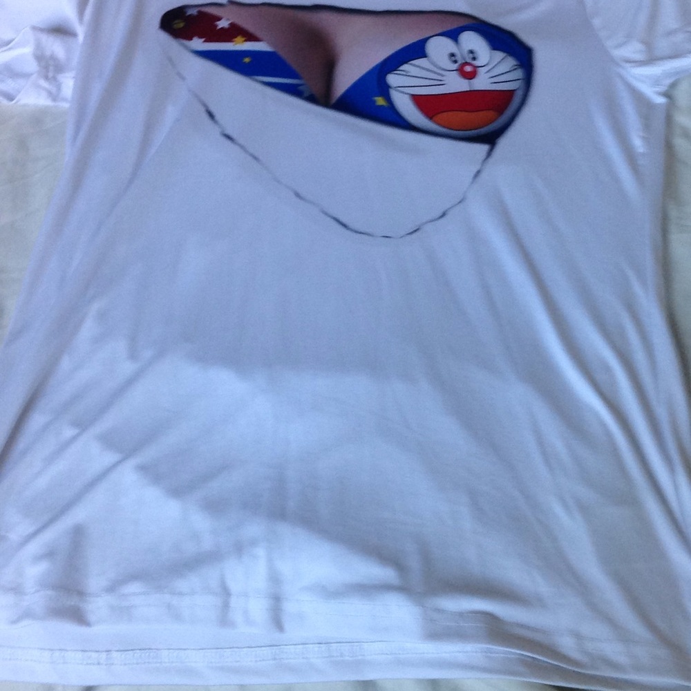 Silky material cat tshirts size L new - Picture 2 of 4