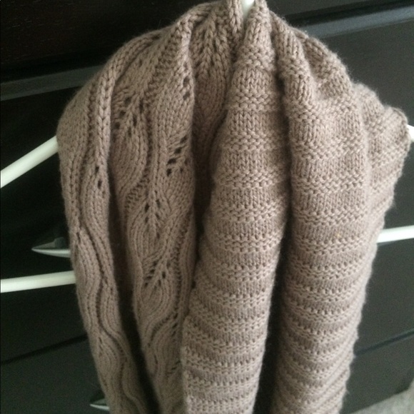 Infinity Scarf - Picture 2 of 2