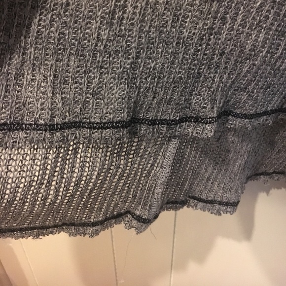 * SOLD * Blu Pepper Sweater - Picture 3 of 5