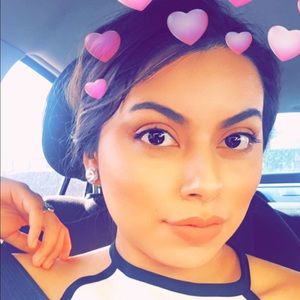 Meet your Posher, Noemi