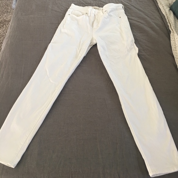 Madewell 9” High Riser in White - Picture 2 of 8
