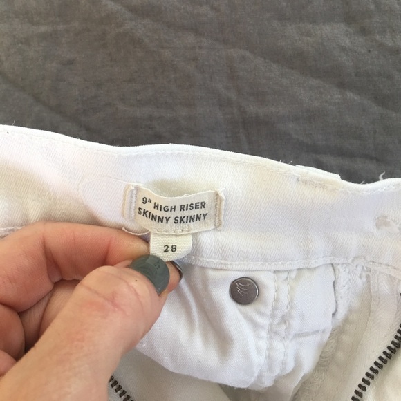 Madewell 9” High Riser in White - Picture 4 of 8