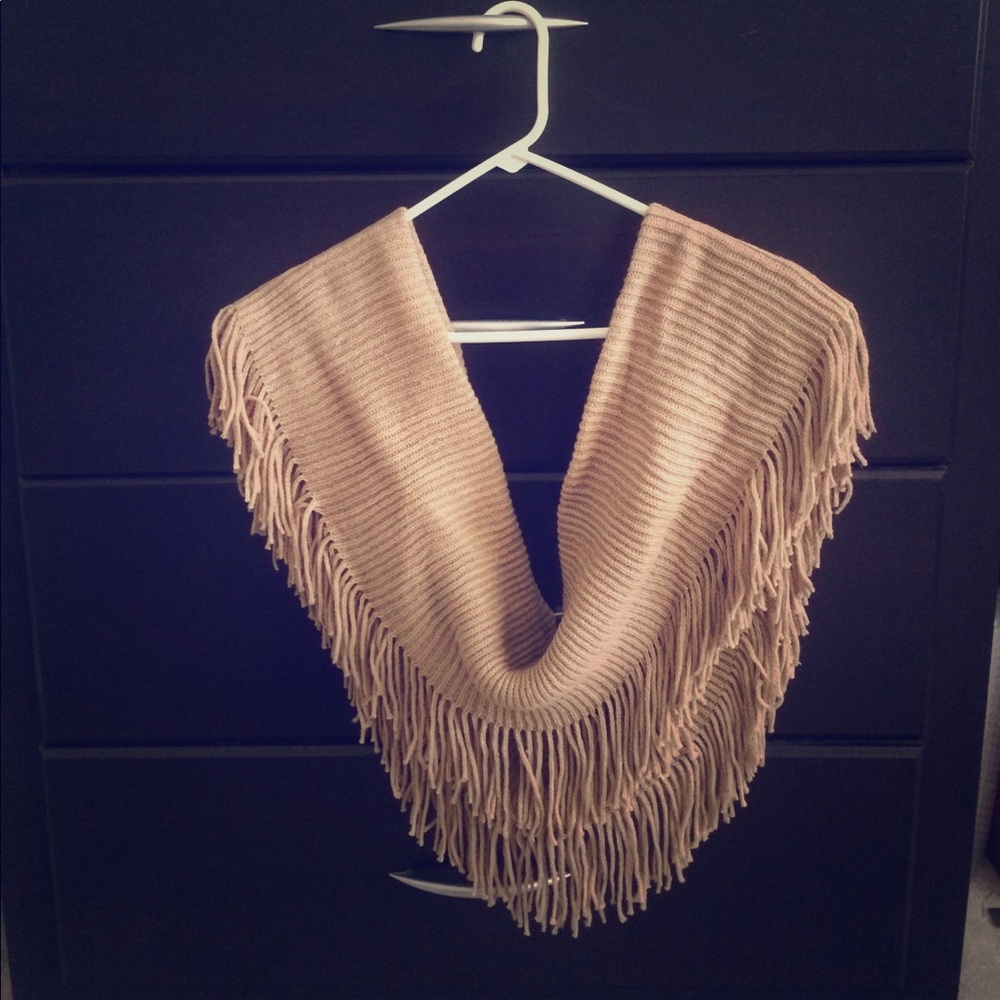 Fringe infinity scarf