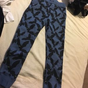 Child's Halloween bat print sweats H&M size 9-10Y