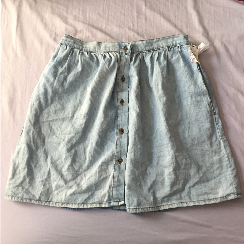 DENIM BUTTON UP JEAN SKIRT WITH TAGS