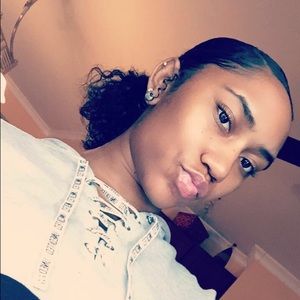 Meet your Posher, Gabrielle