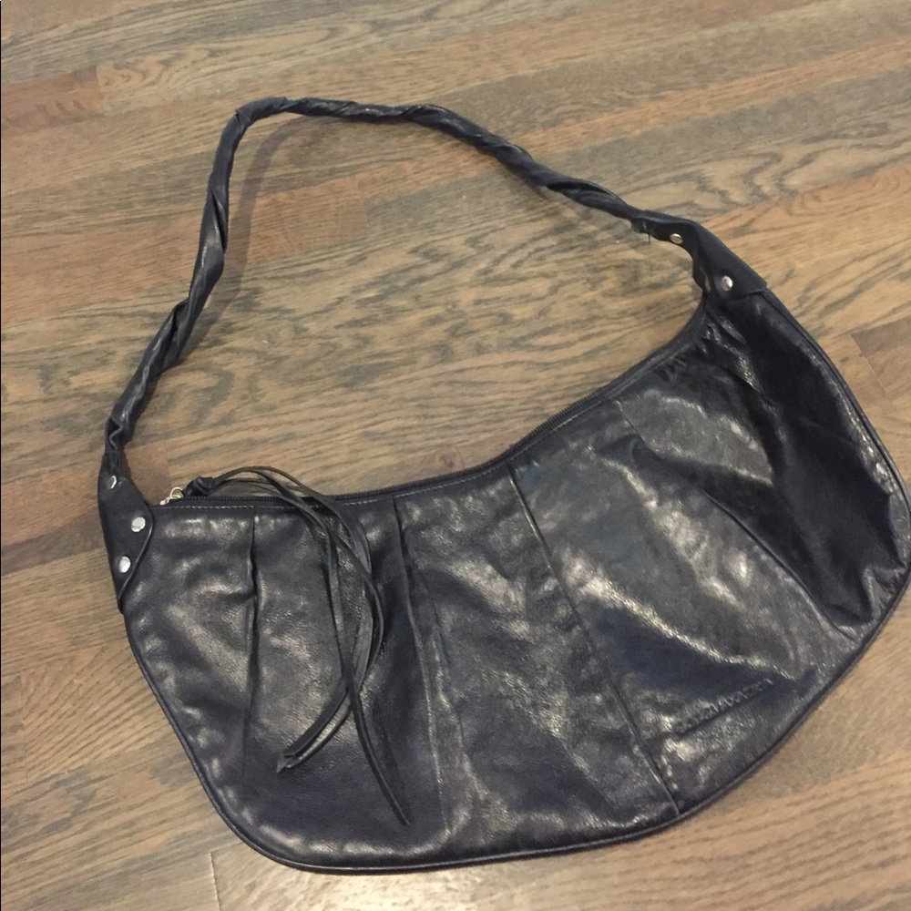 Bucket bag - Picture 2 of 7