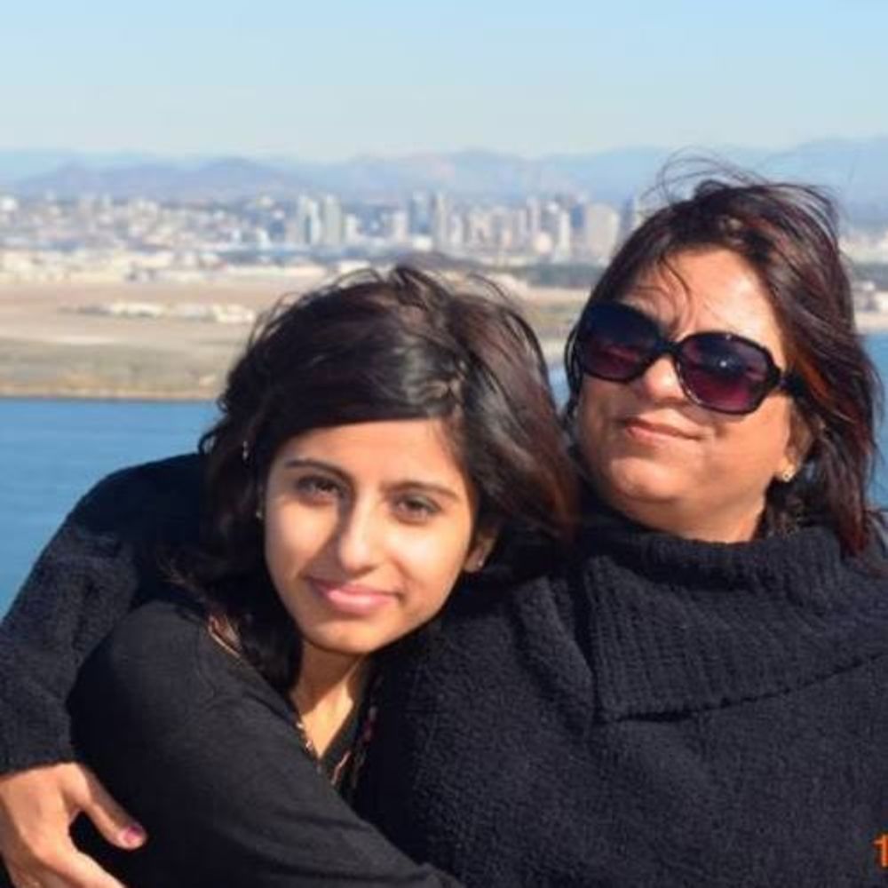 Meet your Posher, Reshmi