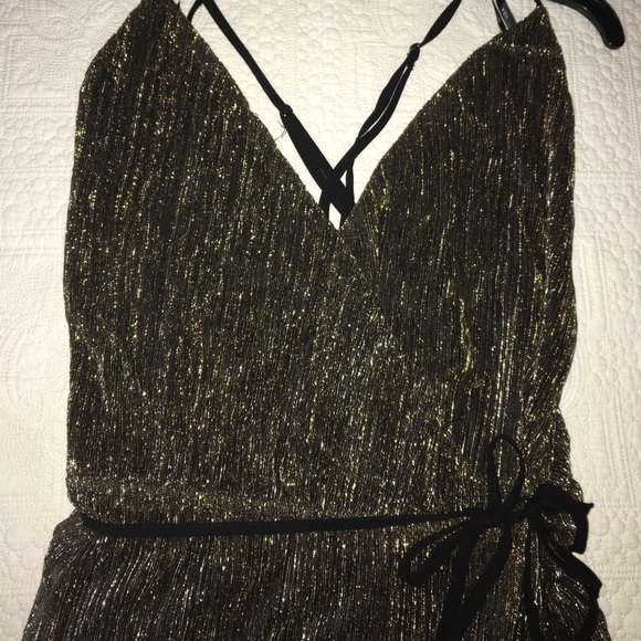 J.O.A. Los Ángeles Wrap dress🌺 - Picture 7 of 8