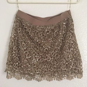 Sequenced mini skirt