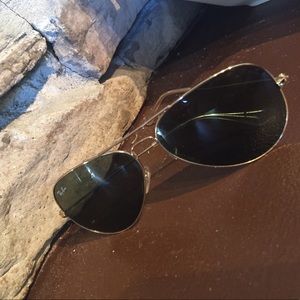Authentic Gold Rim Ray Ban Aviotors
