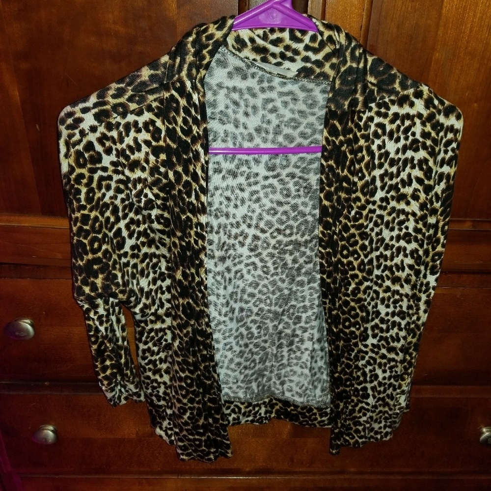 Small stretchy cardigan