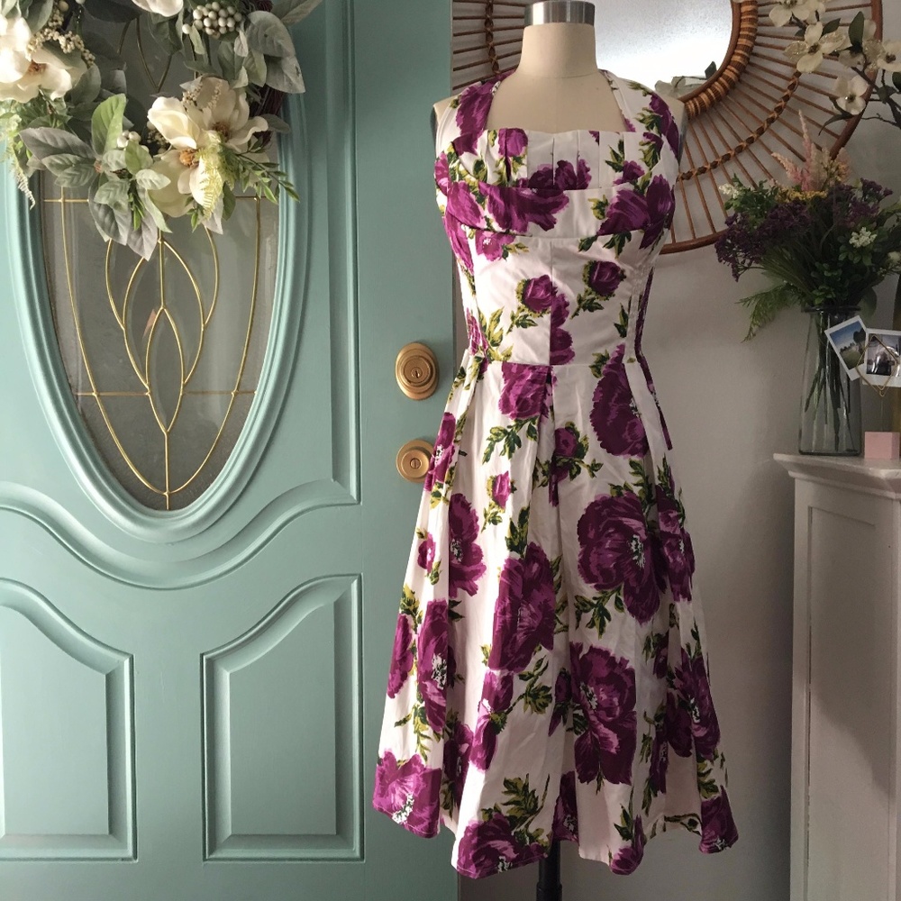 ‼️SALE‼️ *NEW* Unique Vintage Floral Dress