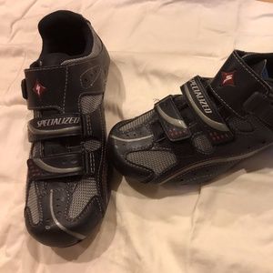 Specialized cycling shoes
