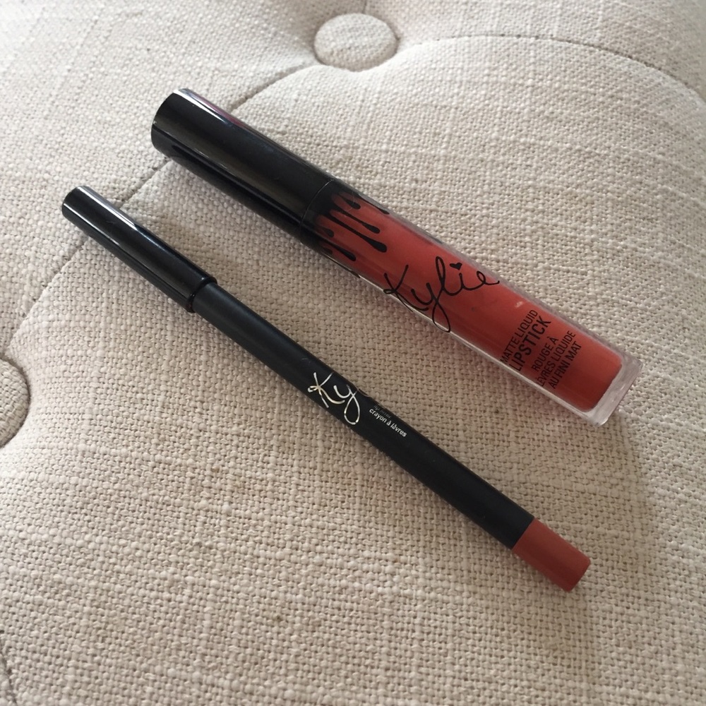 Kylie Lip Kit 22