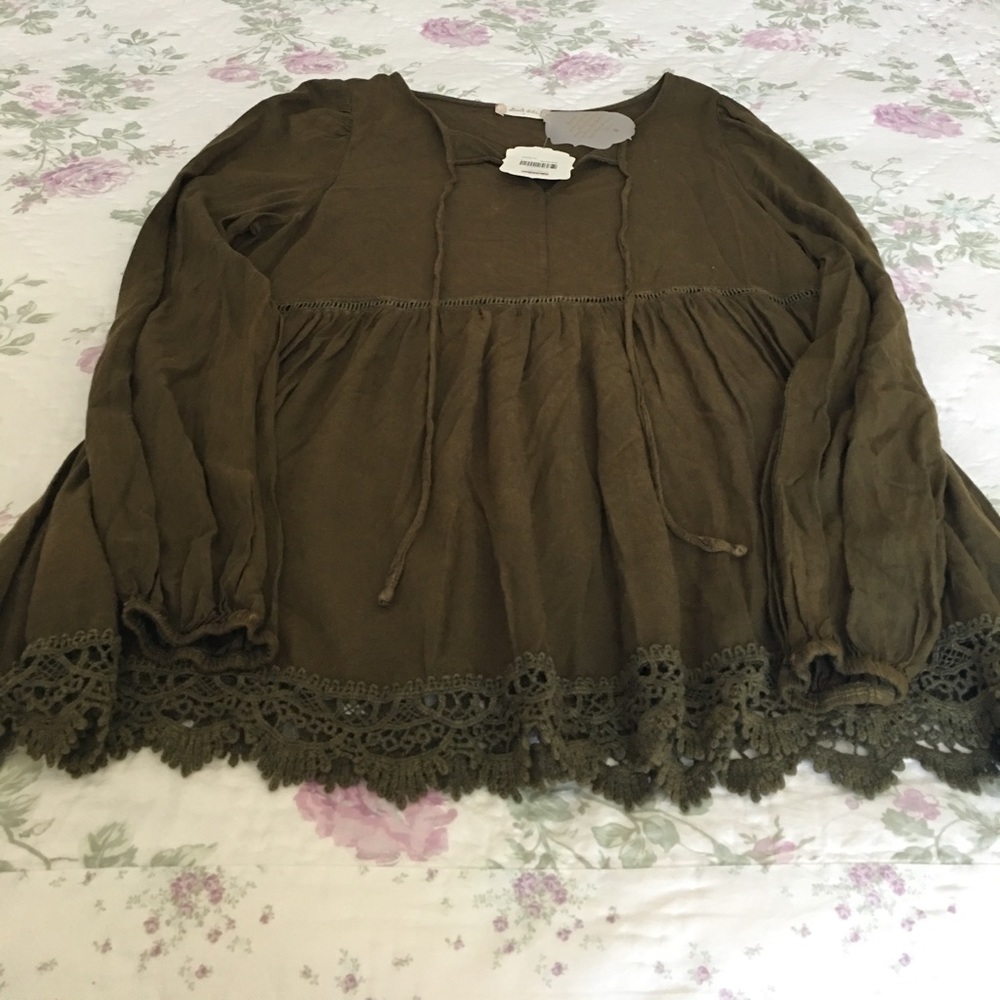 Military olive boho blouse. New with tags