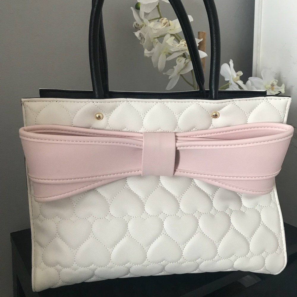 Betsey Johnson handbag