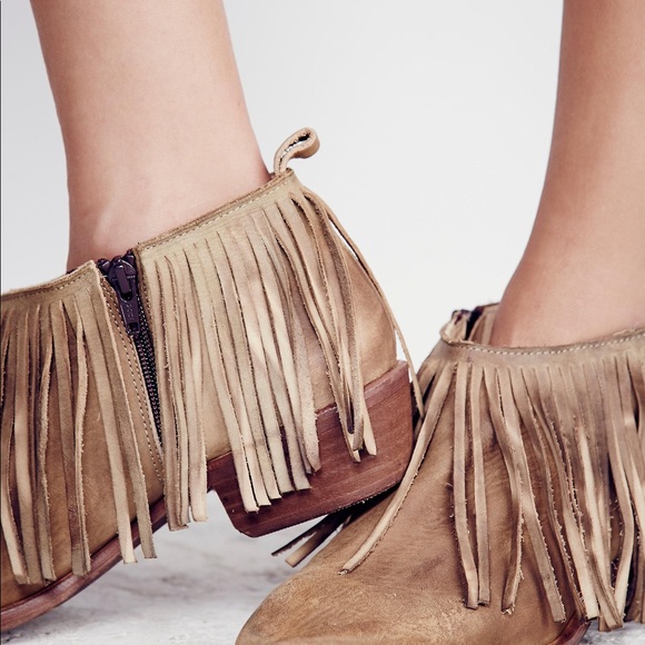 LAST ONE ! Free People Wildfire Fringe Boot - Picture 2 of 4