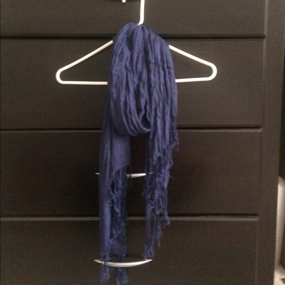 Blue loose scarf with fringe ends