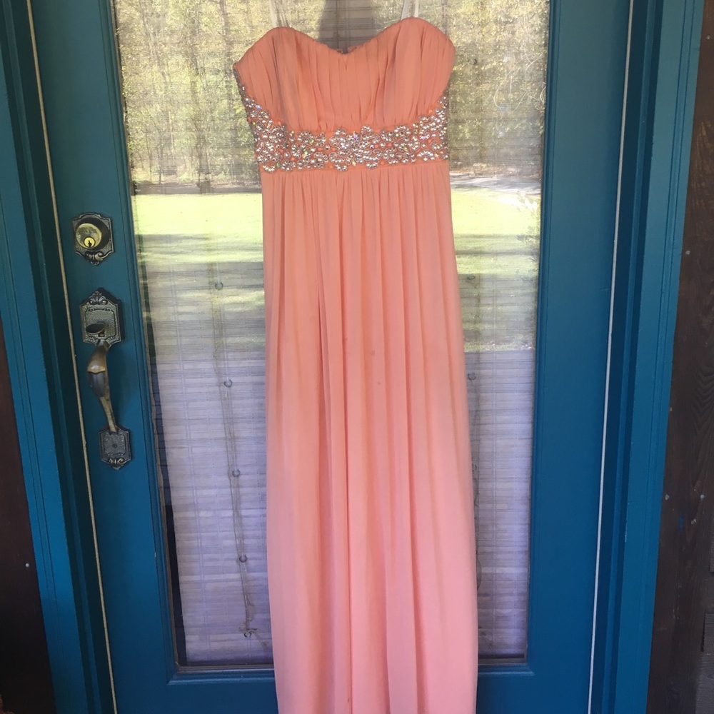 Peach/Coral formal dress