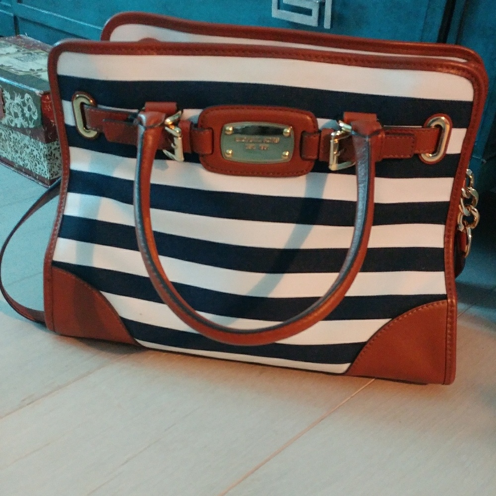 NWOT..Authentic MK bag..