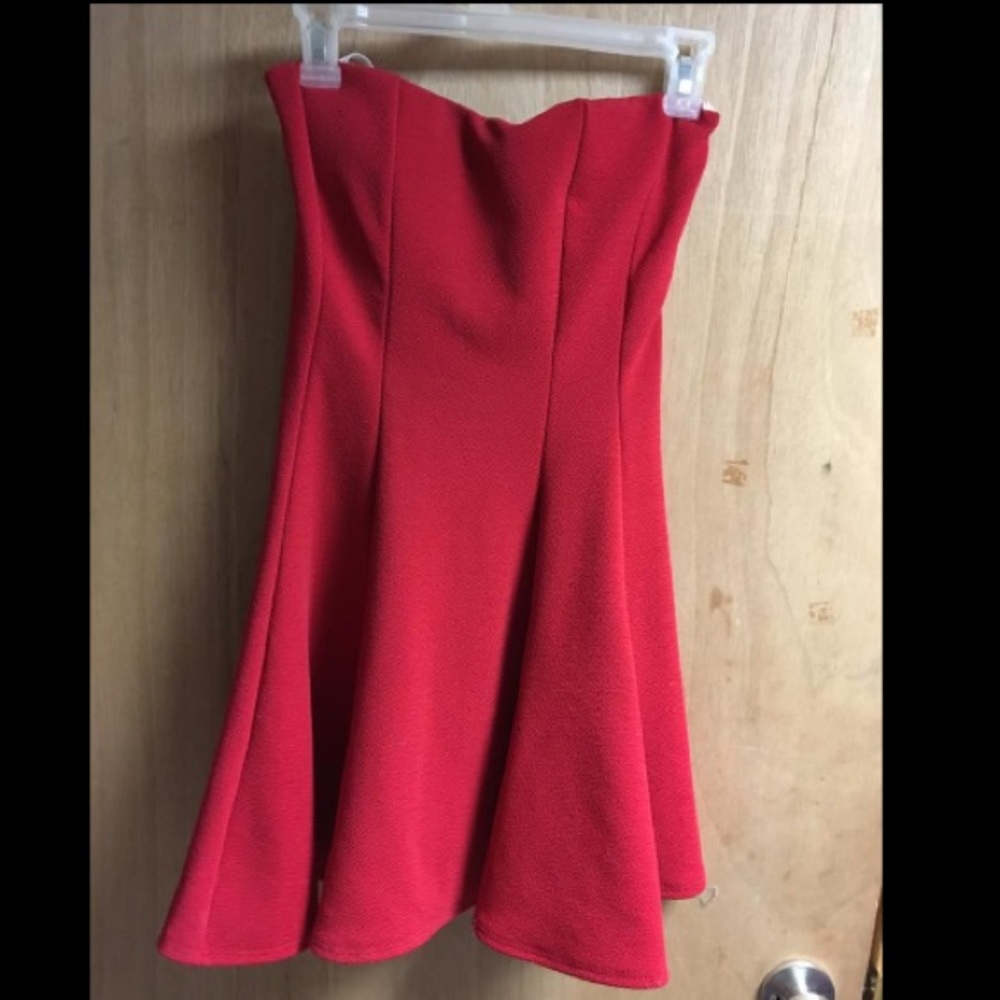 Red strapless dress