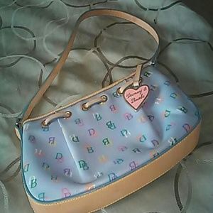 Dooney & Bourke purse