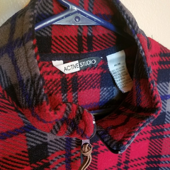 Cozy 1/4 zip top - Picture 2 of 2