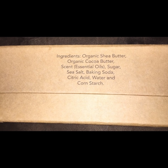 Jus D’Amour bath bombs - Picture 2 of 4