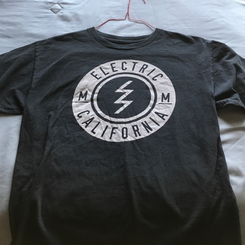 Electric tee