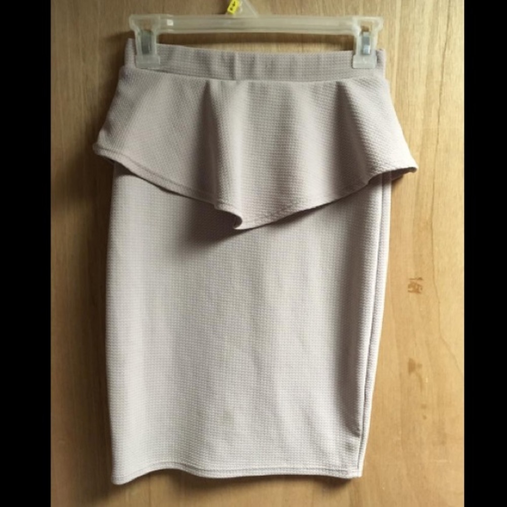 Plum skirt