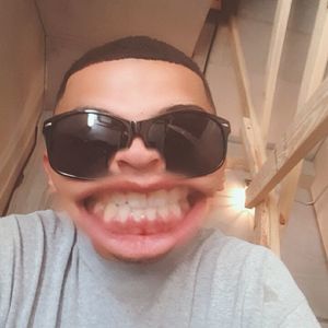 Meet your Posher, Dillon