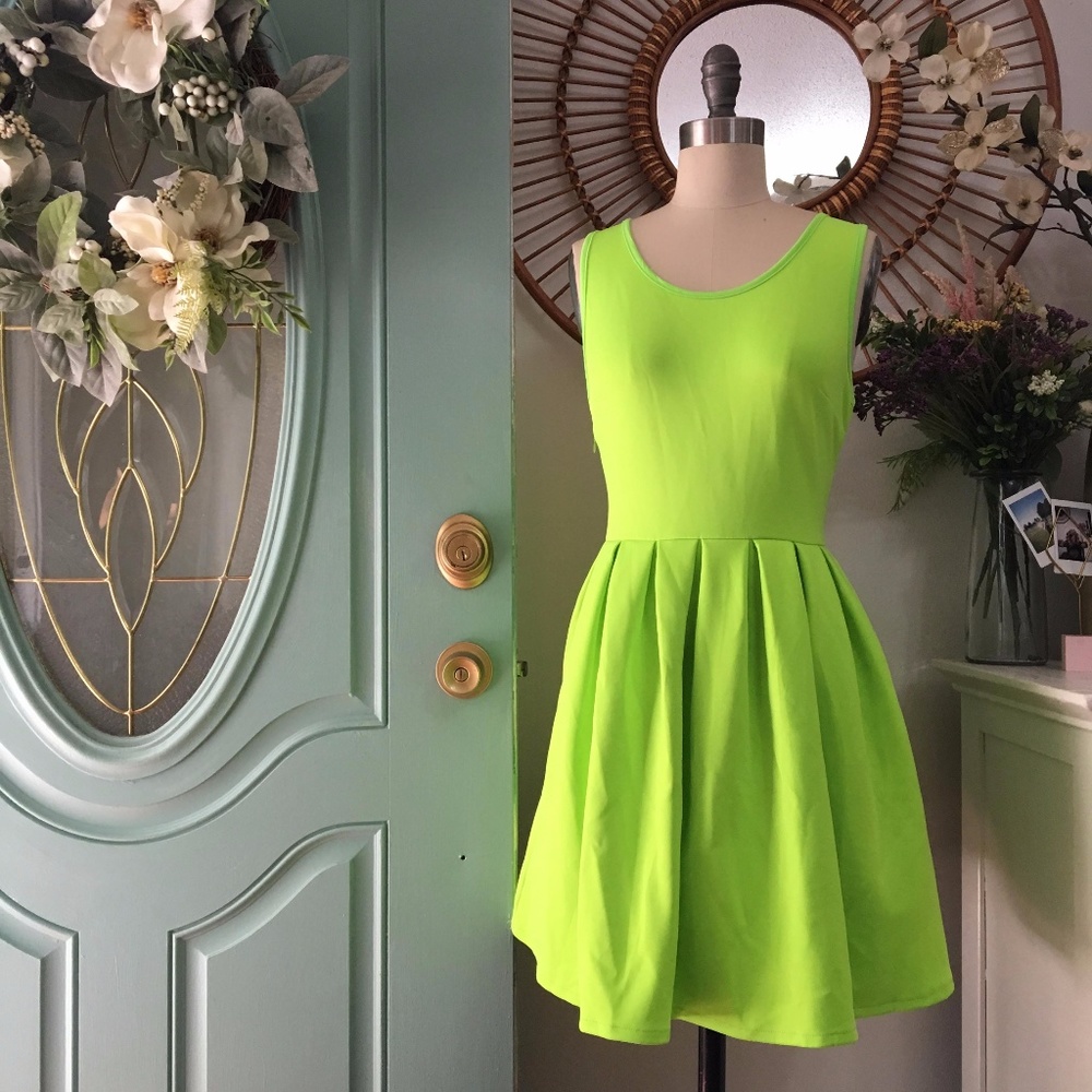 ‼️SALE‼️ REVERSE Lime Neoprene Dress
