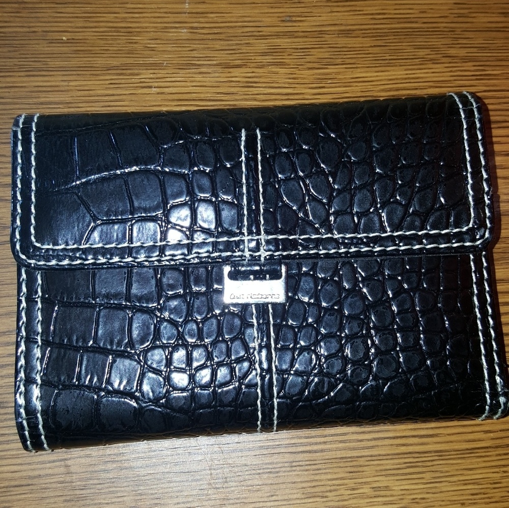 Liz Claiborne wallet