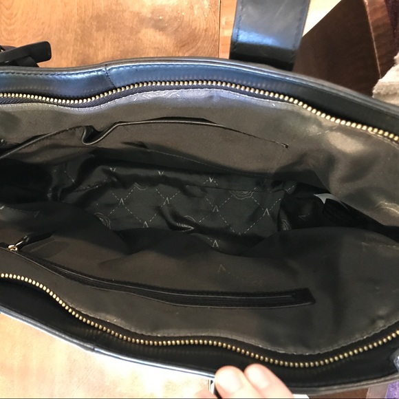 Vince Camuto Tote - Picture 5 of 5