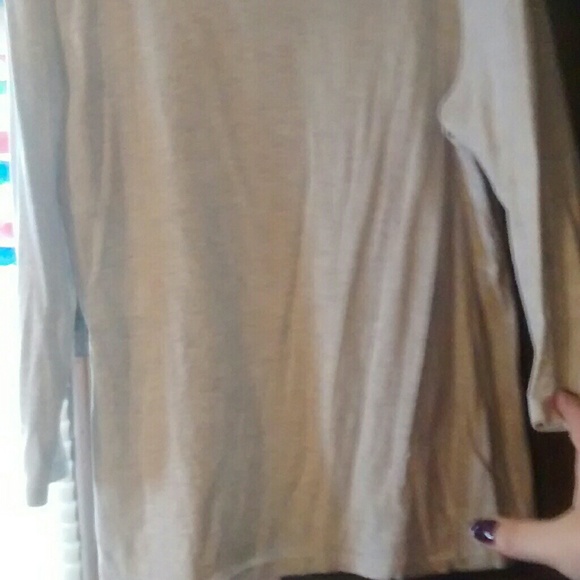 Michael Kors Long Sleeve Tee - Picture 3 of 4