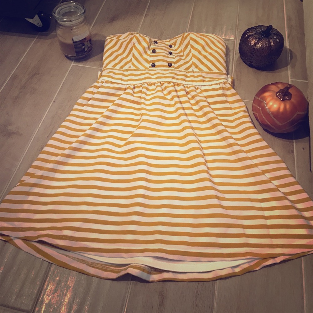 ✨SALE ✨Forever21 | M | Striped Dress