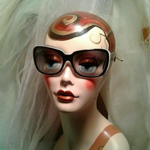 Cynthia Rowley Sunglasses for Women on Sale up to 90% Off  display picture 1